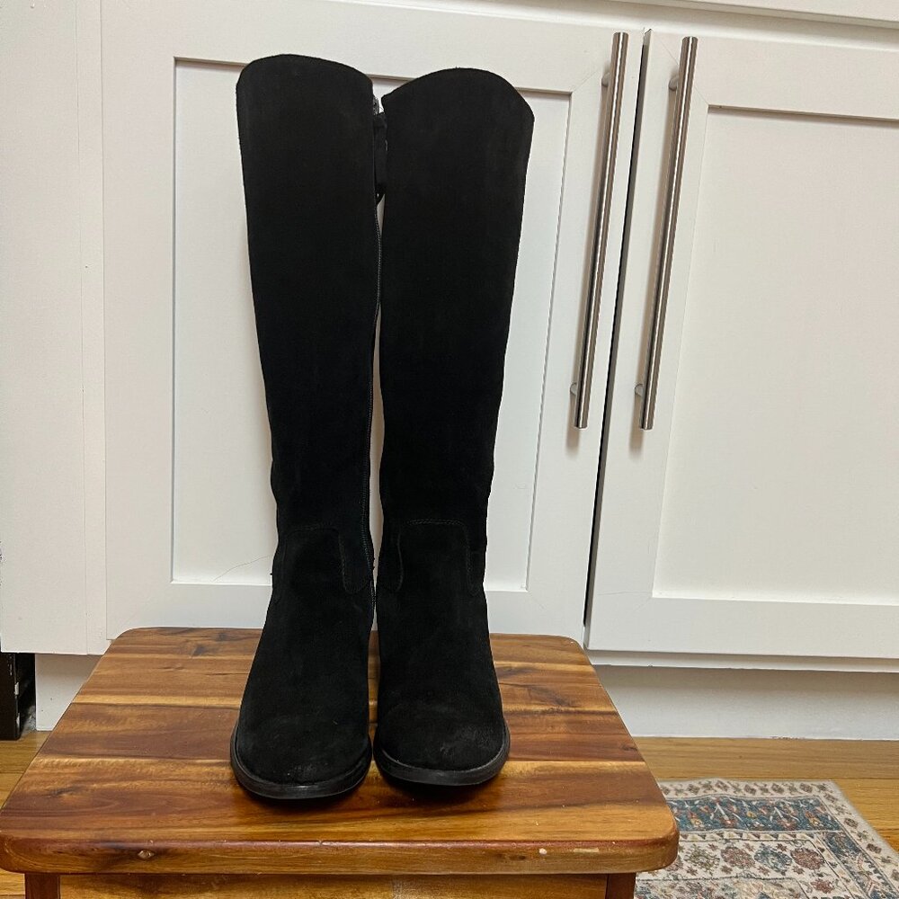 Suede Sofft Sharnell Boot